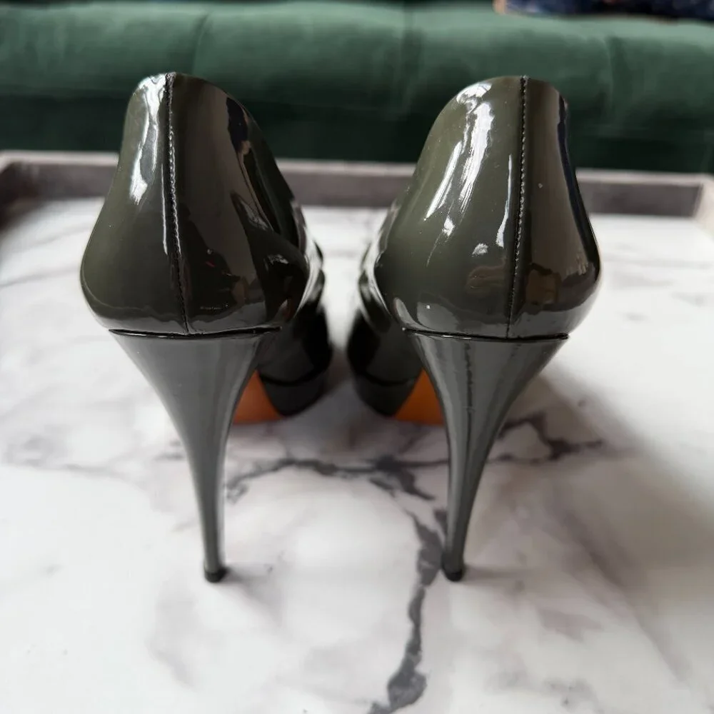 Gucci Vernice Crystal Betty Mary-Jane Platform Pumps Size 38.5